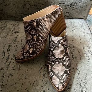 Dolce vita snakeskin heeled slide excellent condition size 10
